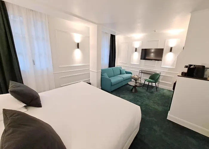 Maison Philippe Le Bon Hotel, Restaurant & Bar Le 19